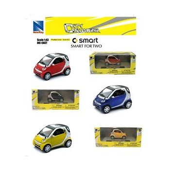 NEW RAY SMART FORTWO 1/43...
