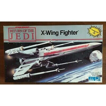 STAR WARS X-Wing Fighter...