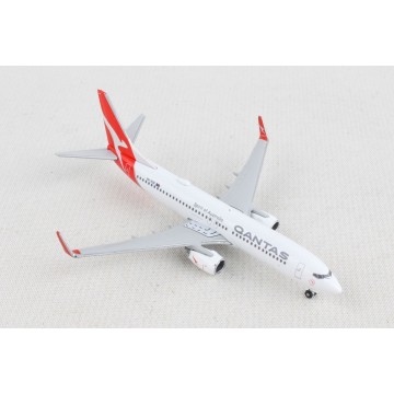 Qantas 737-800 1:500 Model...