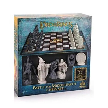 LORD OF THE RINGS CHESS SET...