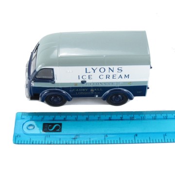 Oxford Commercials Diecast...