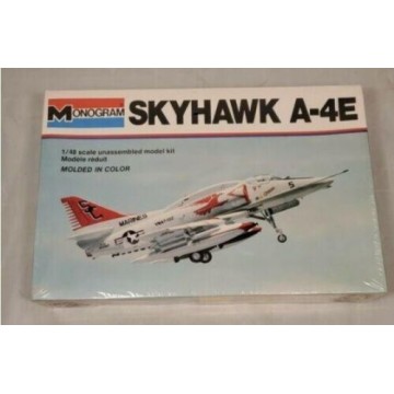 Monogram Skyhawk A-4e 1/48...