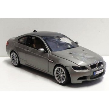 AUTO BMW M3 1:18