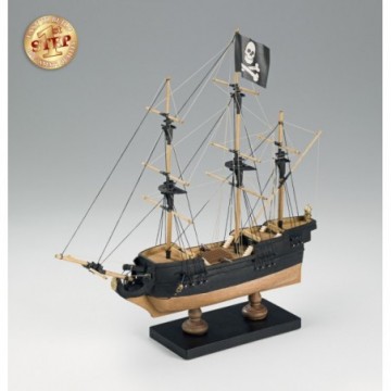 AMA Pirate Ship Kit 1:135